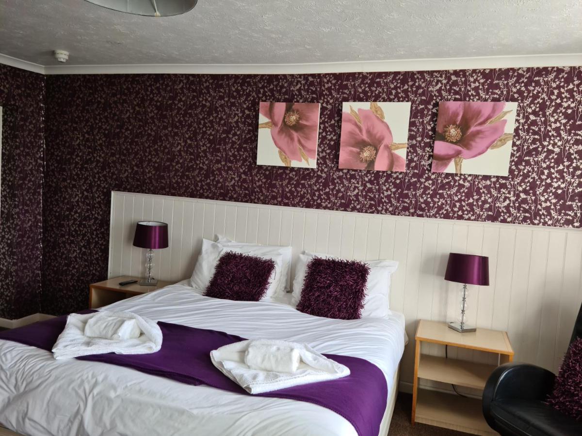Carbeile Inn Torpoint Habitación foto